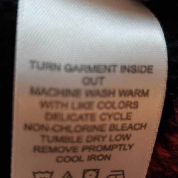 NWOT Villager / Liz Claiborne Sweater - Picture 7 of 7